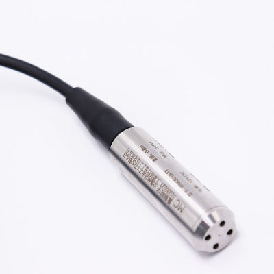Stainless Steel 24VDC 20mA Submersible Pressure Transmitter For Level Measurement